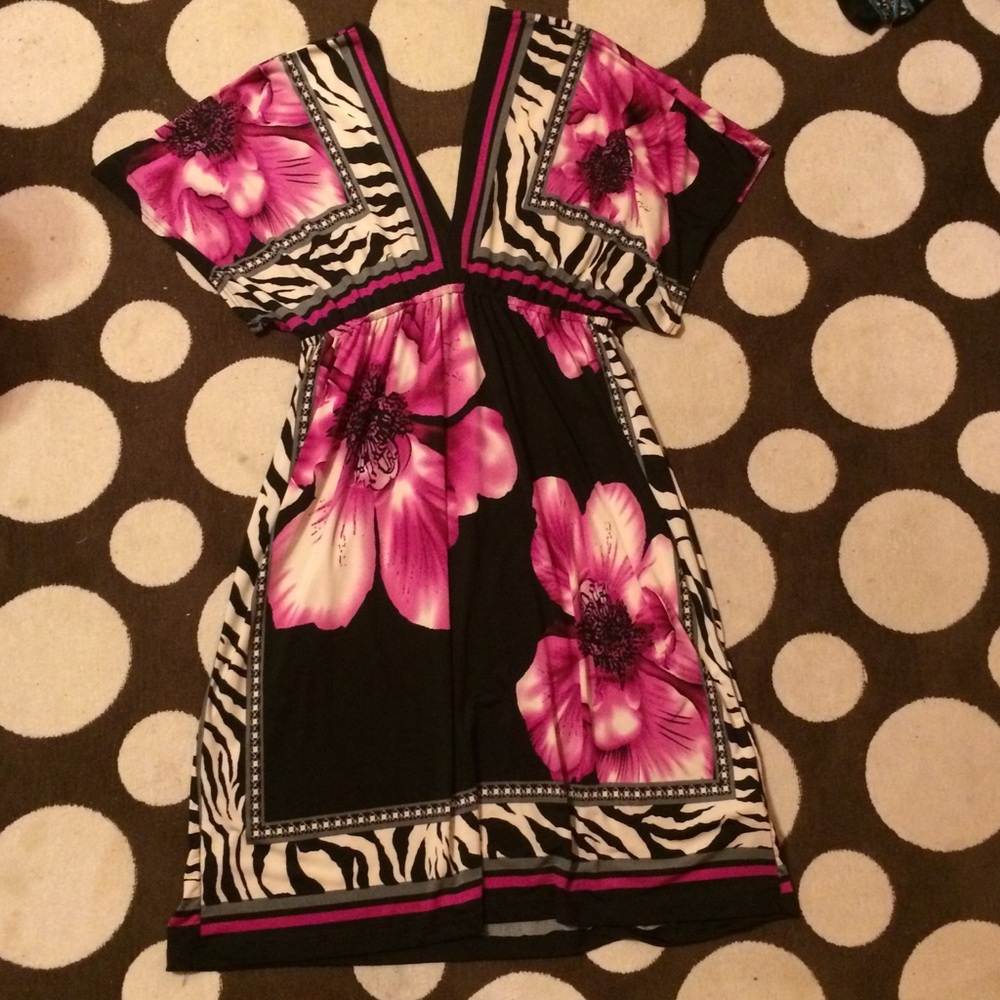 Body Central Black and Pink Floral Dress